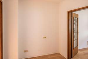 Renoviertes Einfamilienhaus in sonniger Hanglage von Nürtingen-Neckarhausen – Die vollständige Adresse der Immobilie erhältst du vom Anbieter., 72622 Nürtingen – Vorschaubild 15