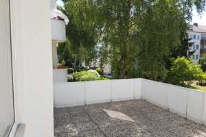 Helle 3-Zi.Wg mit großer, schöner Dachterrasse, EBK, Keller. Zentral aber sehr ruhig – Hannover – Vorschaubild 1