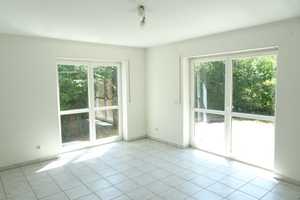 Großzügige Doppelhaushälfte mit Garage und Stellplatz in Herzogenaurach-Nähe Dohnwald – Erlangen-Höchstadt (Kreis) – Vorschaubild 2