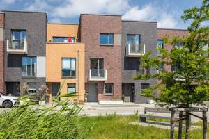 Hochwertiges Townhouse mit Dachterasse und Wasserblick