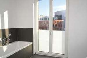 HANOMAGVIERTEL / NEUBAU: 3-Zimmer-Wohnung, 1. OG, Süd-West-Balkon, EBK, Stellplatz – Hanomagstr. 5, 30449 Linden-Süd, Hannover – Vorschaubild 9