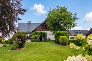 ++ Familientraum in Wilsdruff OT Grund++ Einfamilienhaus in ruhiger Lage mit großem Grundstück ++