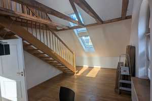 Riesenfeld, Kantstraße, Nähe Olympiapark: Helle, top-moderne Altbau-Galerie-Wohnung mit Charme! – Kantstraße 24, 80809 München – Vorschaubild 5