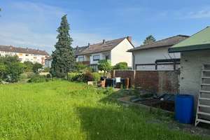 Zwei-Familienhaus + Bungalow auf großem Baugrundstück – Die vollständige Adresse der Immobilie erhältst du vom Anbieter., 64546 Mörfelden-Walldorf – Vorschaubild 1