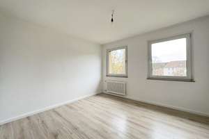 **Wohnglück mit Idylle gepaart. Hier finden Sie Ihren Traum.** – Möntingstraße 2, 45881 Schalke, Gelsenkirchen – Vorschaubild 5