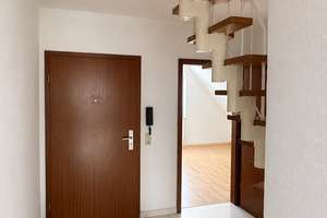 3 ½-Zimmer-Maisonette-Obergeschoss-Eigentumswohnung mit eigenem Tiefgaragenstellplatz im Haus – Die vollständige Adresse der Immobilie erhältst du vom Anbieter., 22359 Volksdorf, Hamburg – Vorschaubild 3