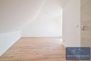 WOW! Frisch saniert: Stilvolle 3-Raum-Maisonette mit Balkon, Aufzug & Fernblick auf dem Kaßberg! NEU – Uhlichstraße 8, 9112 Kaßberg, Chemnitz – Vorschaubild 25