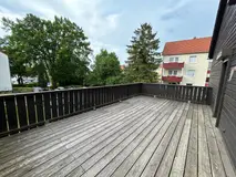 Gemütliches Reihenendhaus mit XL-Dachterrasse, Terrasse, Garten und zwei Garagen – Dachterrasse