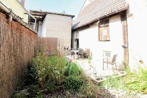Ein Zuhause mit Garten und Scheune – ruhig, stadtnah und bereit für neue Ideen – Die vollständige Adresse der Immobilie erhältst du vom Anbieter., 75031 Eppingen – Vorschaubild 4