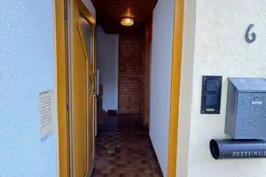 Charmantes Reihenmittelhaus mit Splitlevel-Aufteilung und großem Potenzial – Fürstenfeldbruck (Kreis) – Vorschaubild 3