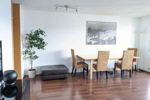 Möblierte 3-Zimmer Penthouse-Wohnung mit Dachterrasse und Tiefgarage in schöner Wohnlage ab 1.3.26 – Sauerampferweg 18, 70599 Chausseefeld, Stuttgart – Vorschaubild 13