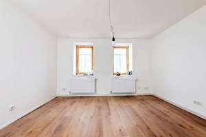Reserviert: Sanierte 2-Zimmer-Wohnung: Zentrale Lage in Erlangen – perfekt geeignet für WG-Nutzung – Die vollständige Adresse der Immobilie erhältst du vom Anbieter., 91054 Tal, Erlangen – Vorschaubild 4