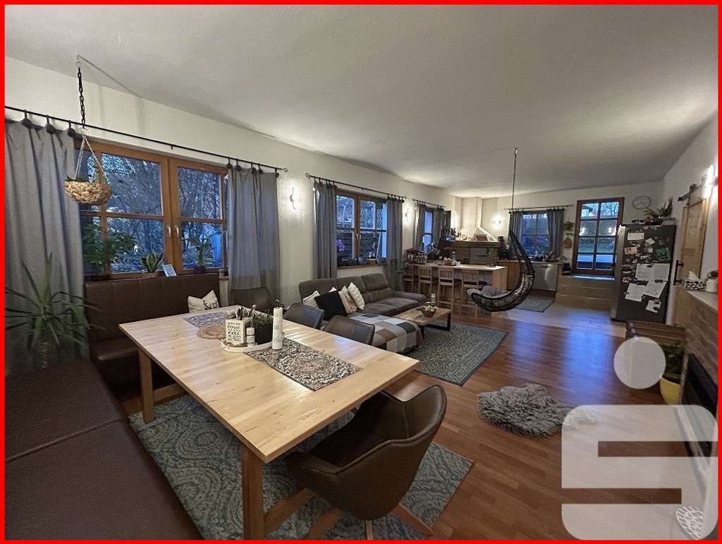 Immobilie in Waldkirchen - Einfamilienhaus mit Einliegerwohnung in 94065 Waldkirchen - Bild 0