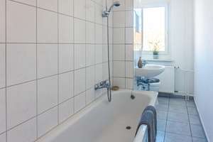 Lichtdurchflutete 3-Raum-Wohnung auf dem Kaßberg – Weststr. 125, 9116 Altendorf, Chemnitz – Vorschaubild 4
