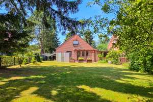 3-Zimmer-Erdgeschosswohnung mit Garten im Ortsteil Dorf