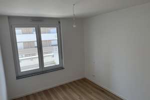Lust auf Veränderung: durchdachte 2-Zi.-Wohnung mit EBK und Balkon – Von-Hünefeld-Straße 24, 89231 Neu-Ulm – Vorschaubild 4
