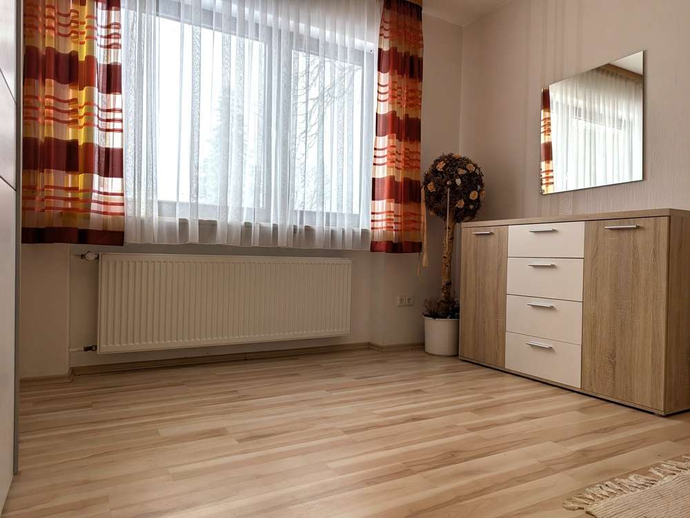 Immobilie in Schlüsselfeld - Geräumiges Ein- bis Mehrfamilienhaus mit großem Grundstück! - Bild 1