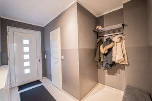 Moderne und energieeffiziente Doppelhaushälfte in beliebter Wohnlage – perfekt für Familien! – Die vollständige Adresse der Immobilie erhältst du vom Anbieter., 22419 Langenhorn, Hamburg – Vorschaubild 5