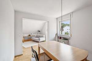 ::: Feine freie Dachgeschoss-Whg. mit Flair, Balkon, Bad mit Tageslicht und in ruhiger Lage ::: – 70186 Gaisburg, Stuttgart – Vorschaubild 3