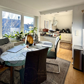 Käuferprovisionsfrei: Dachgeschosswohnung mit dem gewissen Extra