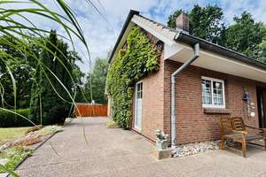 Einfamilienhaus mit idyllischem Garten in Kücknitz- Siems – Die vollständige Adresse der Immobilie erhältst du vom Anbieter., 23569 Kücknitz, Lübeck – Vorschaubild 7