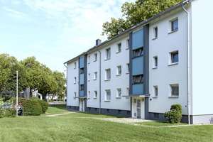 Demnächst Bezugsfertig mit neuem Wannenbad! 3,5-Zimmer-Wohnung mit Balkon und alles NEU – Ehmsenhof 10, 45889 Bismarck, Gelsenkirchen – Vorschaubild 2