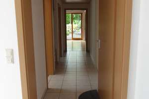 Schöne, helle 3,5-Zimmer Wohnung in Niedrigenergiehaus – Die vollständige Adresse der Immobilie erhältst du vom Anbieter., 72770 Betzingen, Reutlingen – Vorschaubild 2