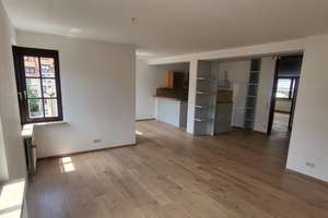 Exklusives Wohnen über den Dächern der Nürnberger Altstadt – Stillvolle 3-Zimmerwohnung ! – Die vollständige Adresse der Immobilie erhältst du vom Anbieter., 90403 Altstadt, Sankt Sebald, Nürnberg – Vorschaubild 4