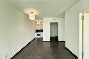 Exklusive 2-Zimmer Wohnung im Grand Tower Frankfurt mit Balkon – 60372 Gallus, Frankfurt am Main – Vorschaubild 3