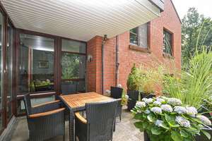 Blankenese - am Waldpark: Großzügige 4-Zimmer-Wohnung mit Balkon, Sonnenterrasse u. TG-Stellplatz..! – Die vollständige Adresse der Immobilie erhältst du vom Anbieter., 22587 Blankenese, Hamburg – Vorschaubild 3