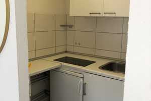 Beste Altstadtlage, modern möbliertes Apartment  – Albrecht-Dürer-Platz 12, 90403 Nürnberg – Vorschaubild 4