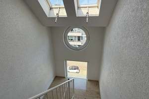 Über den Dächern von Düsseldorf: Große Galerie-Maisonette-Wohnung mit Aufzug u. Dachterrasse, frei ! – Die vollständige Adresse der Immobilie erhältst du vom Anbieter., 40589 Holthausen, Düsseldorf – Vorschaubild 29
