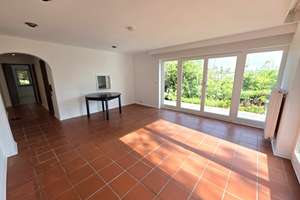 Ruhig gelegene 3,5-Zimmer-Wohnung mit EBK, Terrasse und eigenem Gartenbereich zu vermieten – Die vollständige Adresse der Immobilie erhältst du vom Anbieter., 97082 Zellerau, Würzburg – Vorschaubild 5
