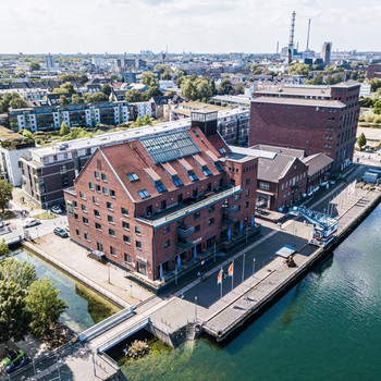 Sensationell: Moderne Büroflächen im Innenhafen mit Dachterrasse | hervorragende Verkehrsanbindung