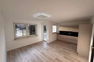 Umfassend renovierte 2-Zimmer-Wohnung mit Balkon & Einbauküche – Die vollständige Adresse der Immobilie erhältst du vom Anbieter., 45355 Bochold, Essen – Vorschaubild 3