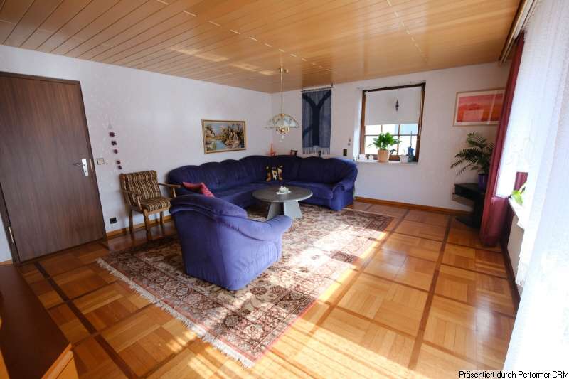 Immobilie in Remseck am Neckar - Familie, Natur, Ruhe: Gepflegtes Haus mit Bachplätschern und Garten in Waldnähe - Bild 4