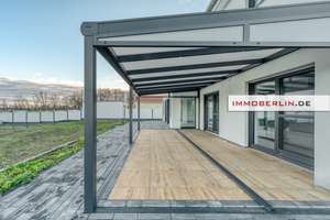 IMMOBERLIN.DE - Toplage für den Weitblick! Exquisites Energieeffizienzhaus in neuwertigem Zustand – Die vollständige Adresse der Immobilie erhältst du vom Anbieter., 14959 Trebbin – Vorschaubild 1