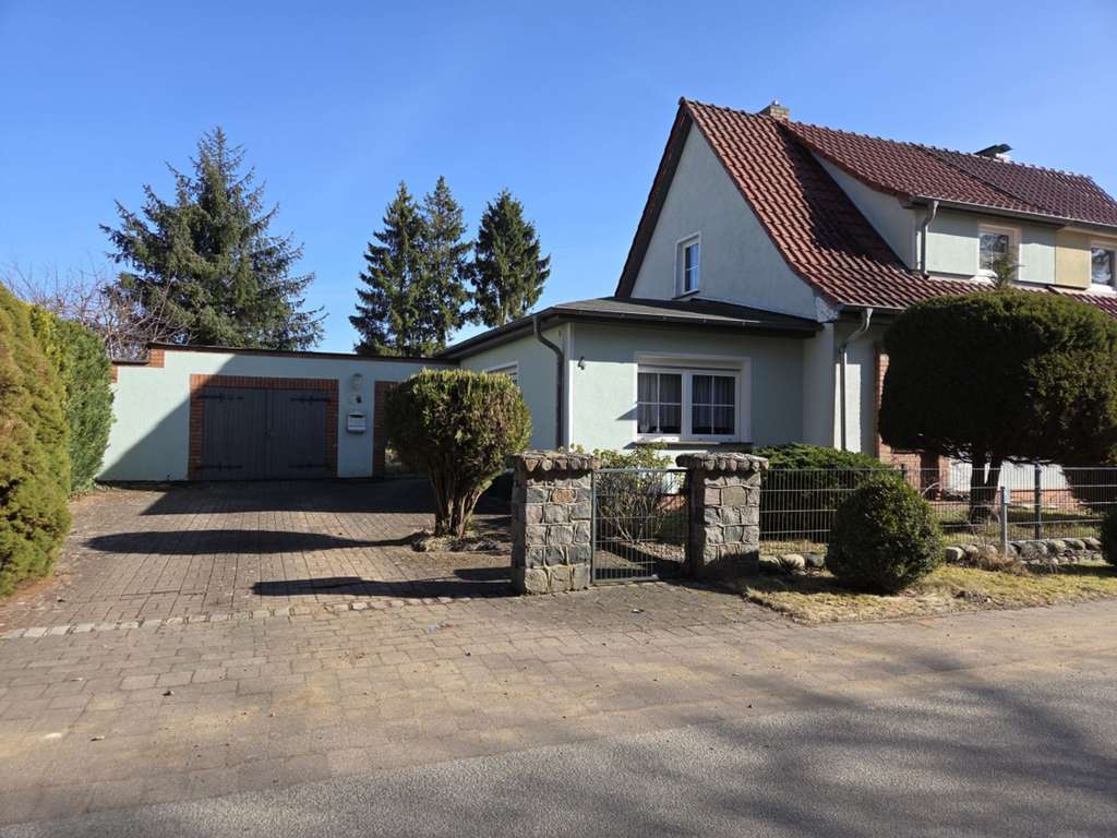 Immobilie in Wolgast - DHH - Haus auf super Grundstück - inkl. Ferienbungalow - ruhige und beliebte Lage - Bild 0