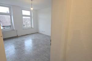 Helle 3-Zimmer-Wohnung ( 70 m²) mit hohen Decken und großen Fenstern in ruhiger Lage – Die vollständige Adresse der Immobilie erhältst du vom Anbieter., 47137 Untermeiderich, Duisburg – Vorschaubild 10