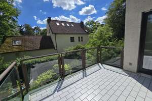 Obermenzing herrliche 2,5 Zimmer, Küche, Bad, Balkon ins Grüne