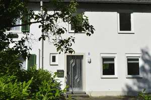 Provisionsfrei* Idyllisch gelegenes Einfamilienhaus in Bonn Dottendorf – Die vollständige Adresse der Immobilie erhältst du vom Anbieter., 53129 Dottendorf, Bonn – Vorschaubild 1