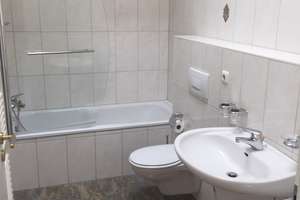 4-Zimmer-Penthouse in Paderborn, 120qm, Abtsbrede, 3. Etage, 2 Bäder, 2 Terassen – Die vollständige Adresse der Immobilie erhältst du vom Anbieter., 33100 Kernstadt, Paderborn – Vorschaubild 8