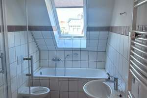 Schöne 2 Zimmer DG Wohnung in Spandau mit Terrasse und Klimagerät – Die vollständige Adresse der Immobilie erhältst du vom Anbieter., 13581 Wilhelmstadt, Berlin – Vorschaubild 7