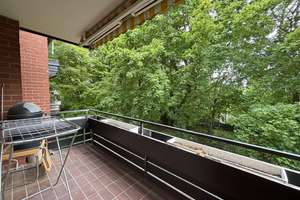 2-Zimmer-Wohnung mit Loggia und Stellplatz  – Die vollständige Adresse der Immobilie erhältst du vom Anbieter., 85051 Südwest, Ingolstadt – Vorschaubild 3