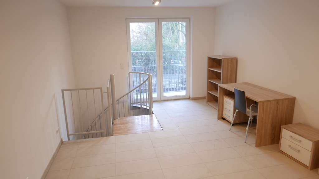 Helle Maisonettewohnung mit Balkon, TG und Abstellraum