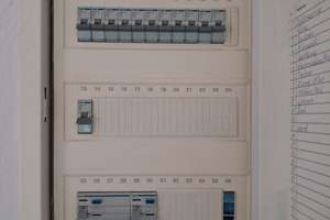 Helle 4 Zimmer EG-Wohnung mit großem Garten zur Gemeinschaftsnutzung und Terrasse – Die vollständige Adresse der Immobilie erhältst du vom Anbieter., 70563 Höhenrand, Stuttgart – Vorschaubild 23