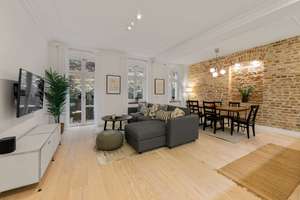 Luxurious, freshly renovated 4 room apartment in Prenzlauer Berg in the heart of Berlin – Die vollständige Adresse der Immobilie erhältst du vom Anbieter., 10405 Prenzlauer Berg, Berlin – Vorschaubild 11