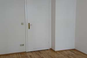 Frisch renovierte 3-Zimmer-Wohnung mit Parkett im Gärtnerplatzviertel – 80469 Gärtnerplatz, München – Vorschaubild 14