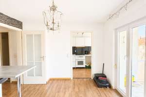 3-Zimmer-Wohnung mit zusätzlichem ausgebautem Zimmer im Dachgeschoss – Am Bleicher Hag 65, 89075 Eselsberg, Ulm – Vorschaubild 8