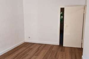 Helle 2-Zimmer-Wohnung mit Küche und Loggia mit Blick ins Grüne – Die vollständige Adresse der Immobilie erhältst du vom Anbieter., 45144 Frohnhausen, Essen – Vorschaubild 2